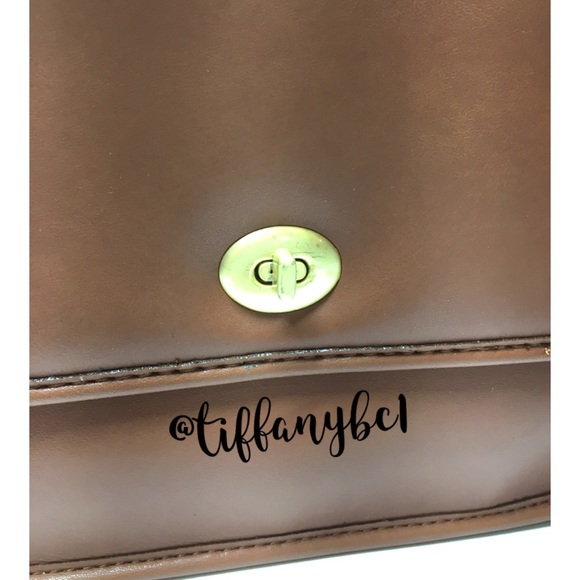 Soft Front Flap Shoulder Bag Faux Leather Tan - Picture 4 of 14